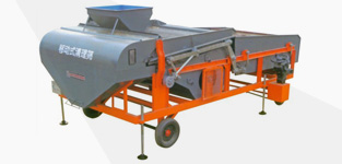 Mobile cleaning sieve